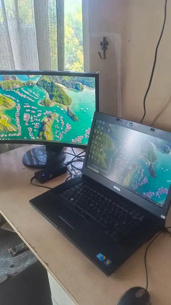 Jual Laptop Dell Precision 6510 core i7 + Layar Monitor Samsung