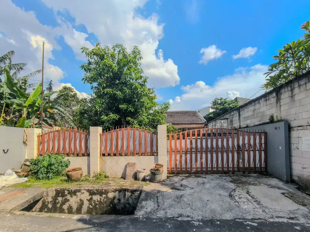 Rumah Strategis 6 Menit ke Gerbang Tol Joglo 3 SHM Siap Huni J-46266