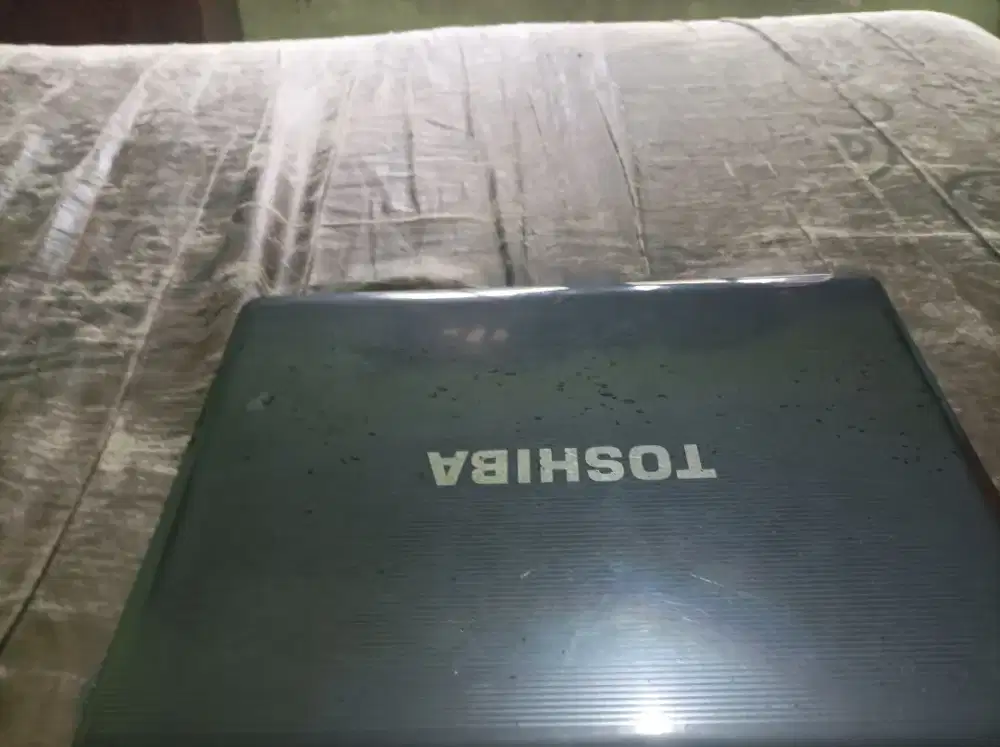 Laptop Toshiba mati