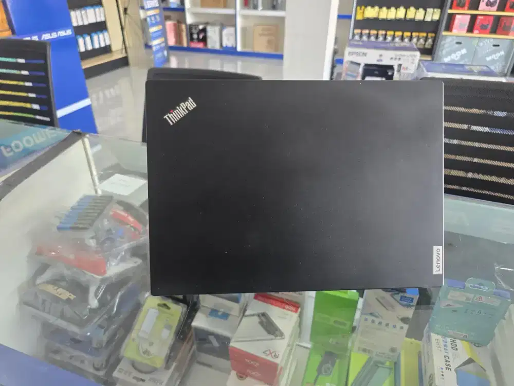 LAPTOP LENOVO THINKPAD I7 GEN10 RAM 16GB SSD 256GB GARANSI 6 BULAN