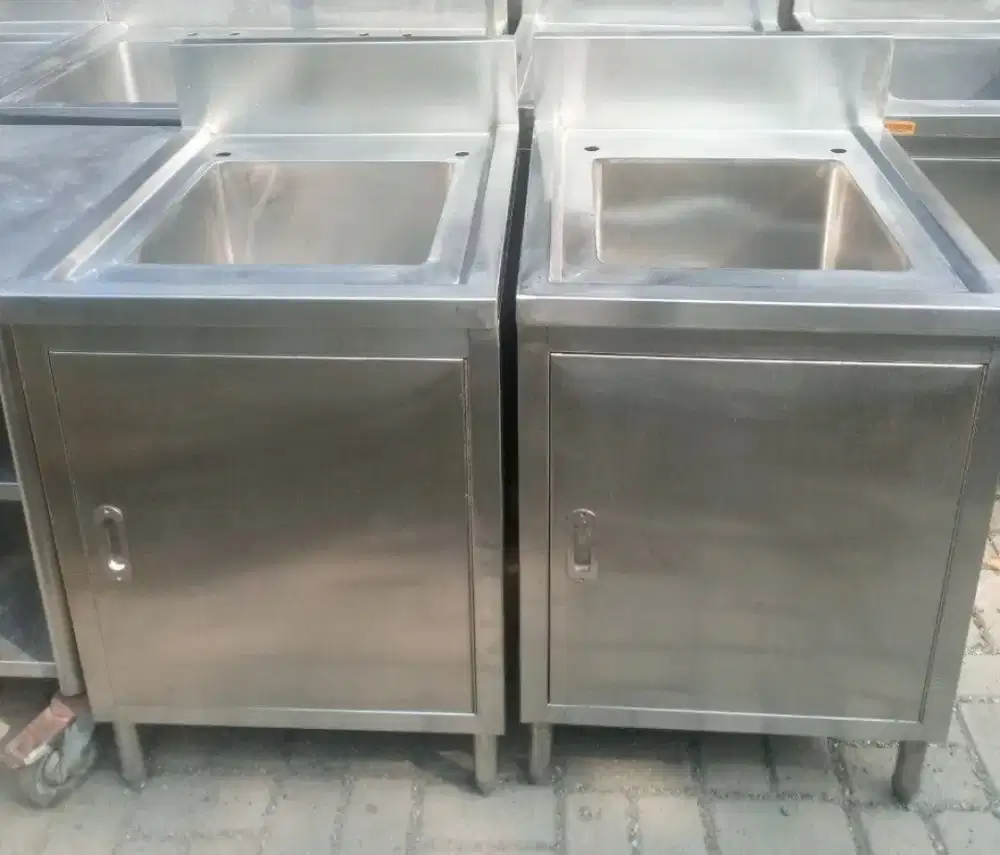 Single Sink Kabinet – Praktis dan Siap Pakai