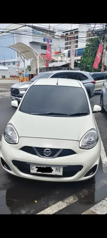 NISSAN MARCH  (2017)