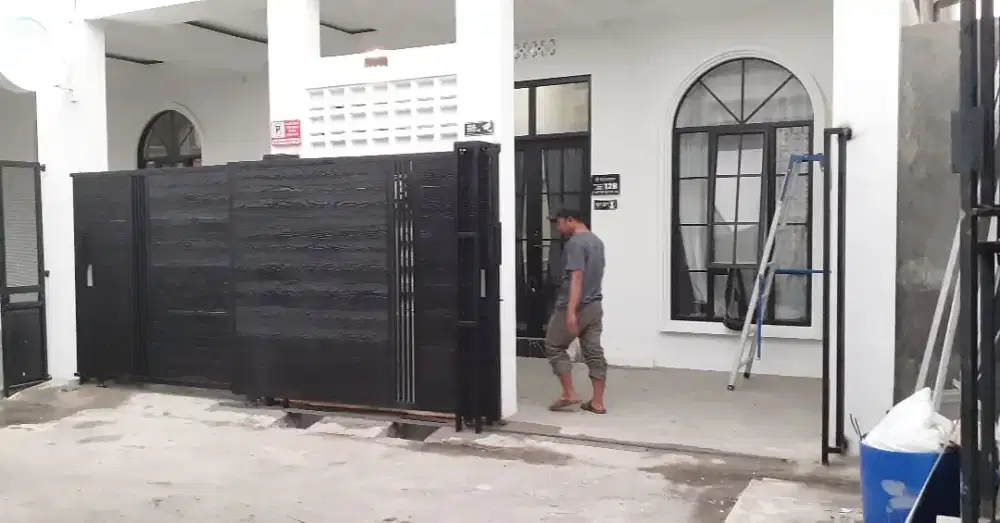 Pagar dorong minimalis kombinasi grc