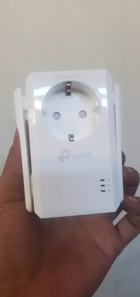 TP-Link N300 WiFi Range Extender TL-WA860RE