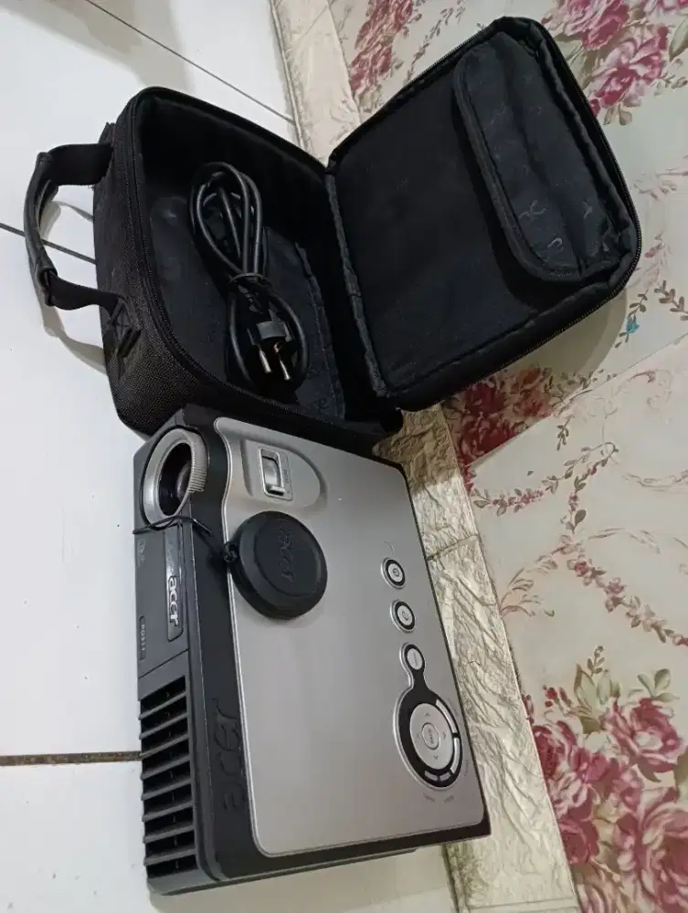 Proyektor/Projector ACER mini, normal,  ciledug tangerang