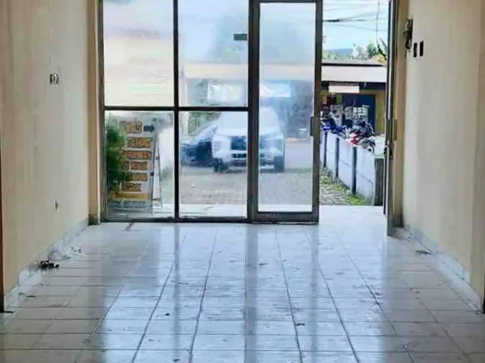 Ruko 2 Lantai Pinggir Jalan Cisauk – Cocok Untuk Minimarket, Bisa Gabung 3 Unit