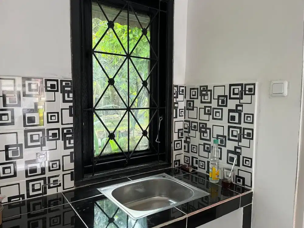 Di Sewakan RUMAH BARU 3Kamar Plus 2AC Di Cisauk Serpong