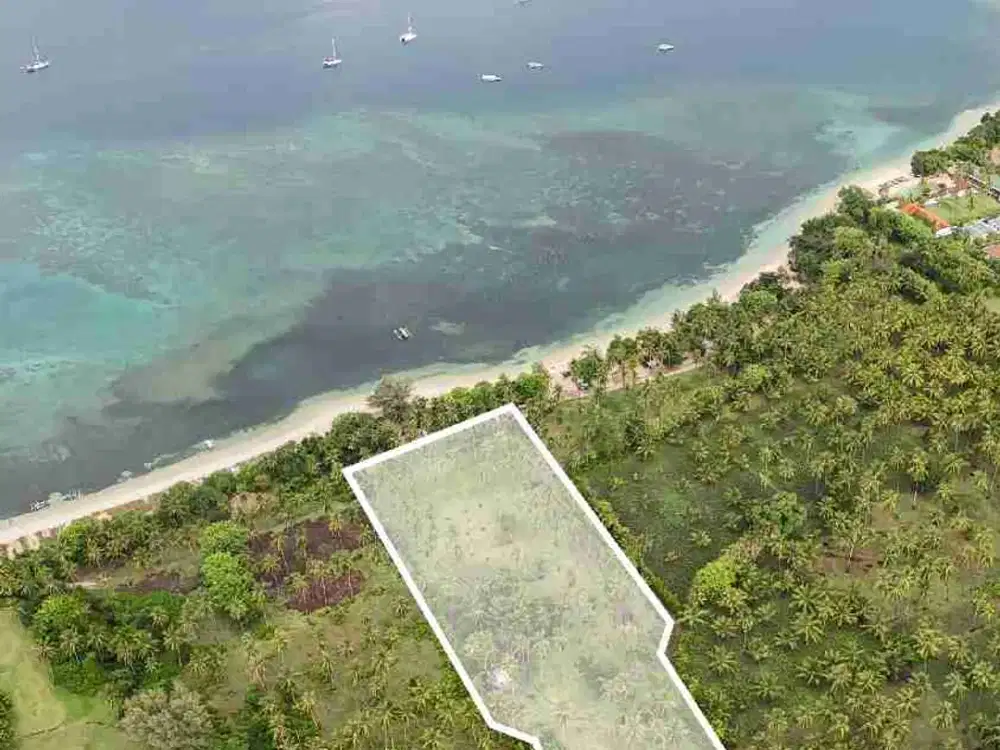 beach front land in North lombok pantai Sire