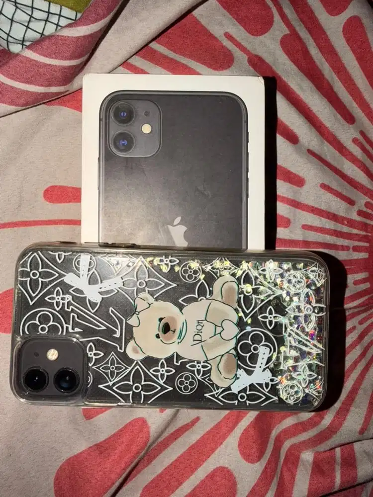 apple iphone 11 64GB