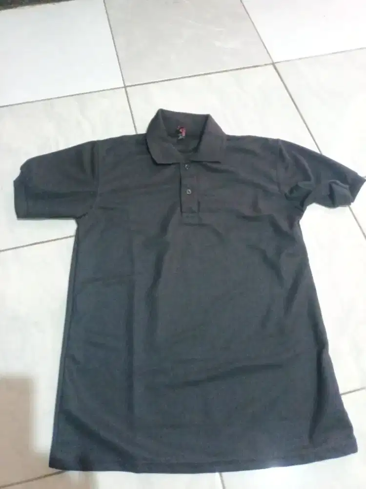 Baju Polo Hitam