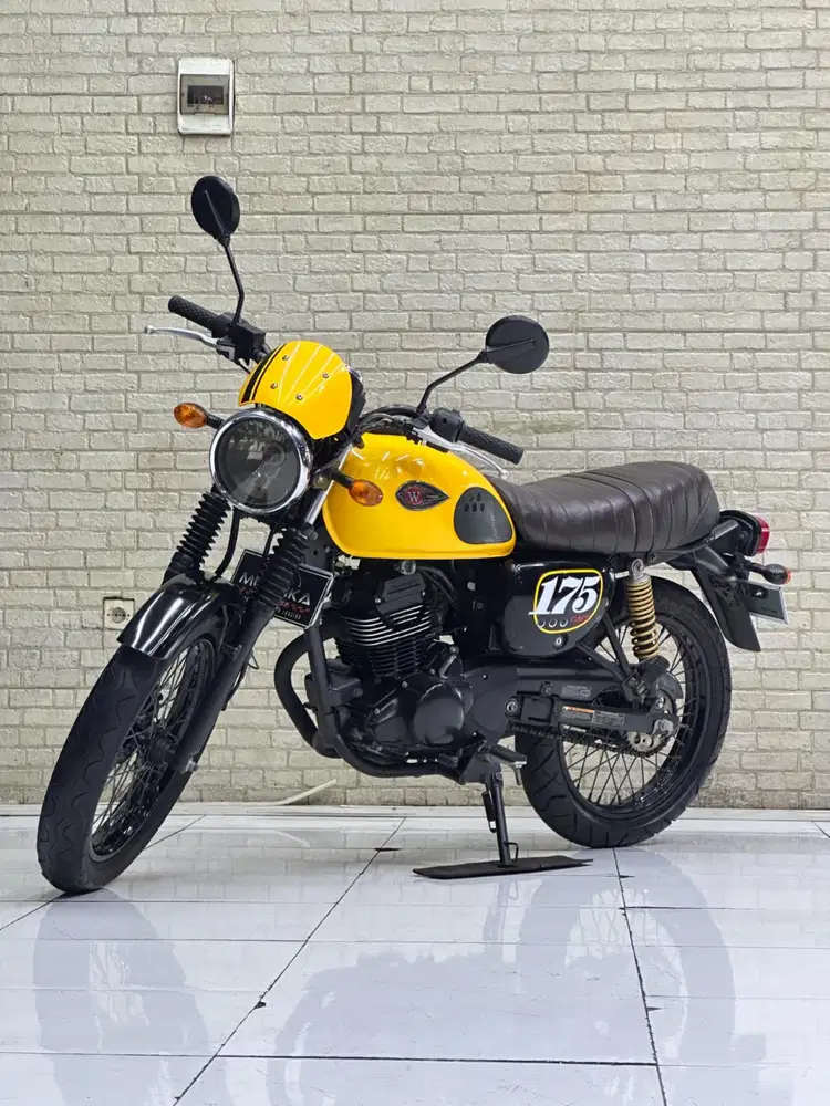 READY‼️ KAWASAKI W175 CAFE 2019 WARNA FAVORIT KUNING . RONY MUSTIKA