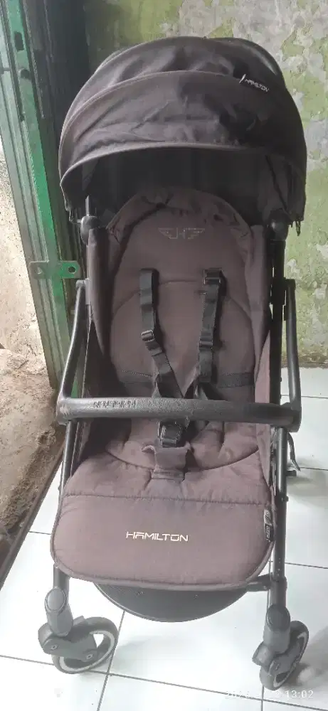 Baby stroller cabin size preloved