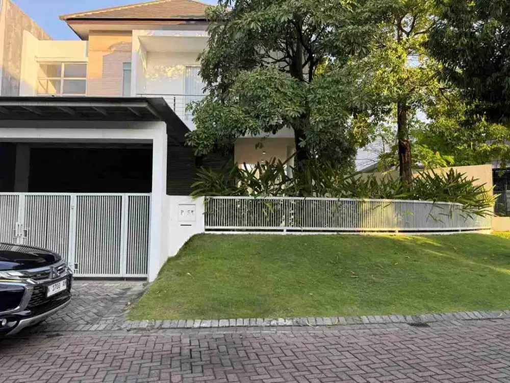 (GA MASUK AKAL ❗❗) DISEWAKAN TERMURAH RUMAH MEWAH FURNISHED GRAHA FAMILY