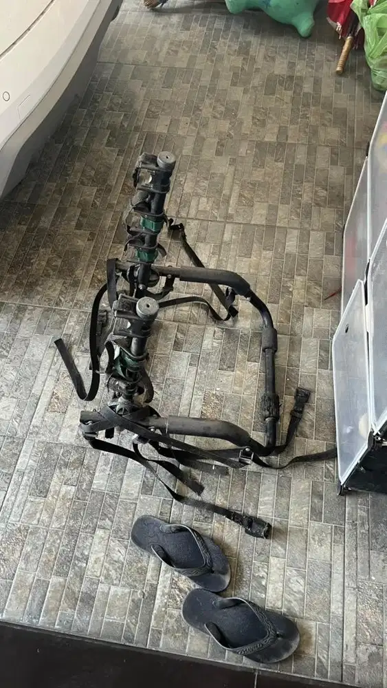 Gantungan Sepeda di Mobil