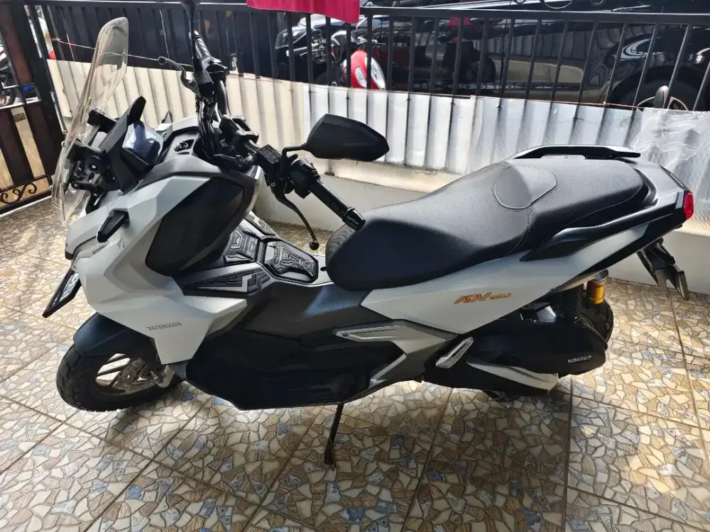 Honda Adv 160 Abs MULUS Warna Putih Dove