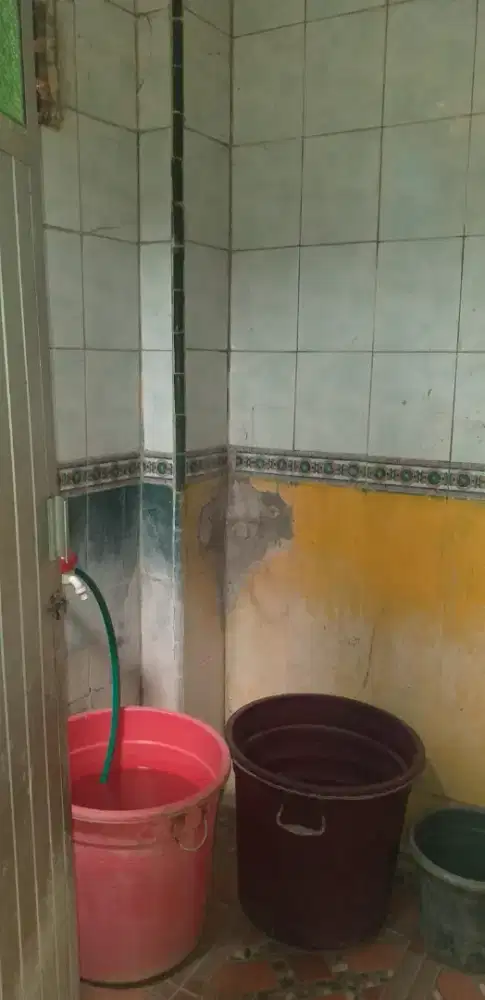 Rumah satu lantai siap huni 285jt nego