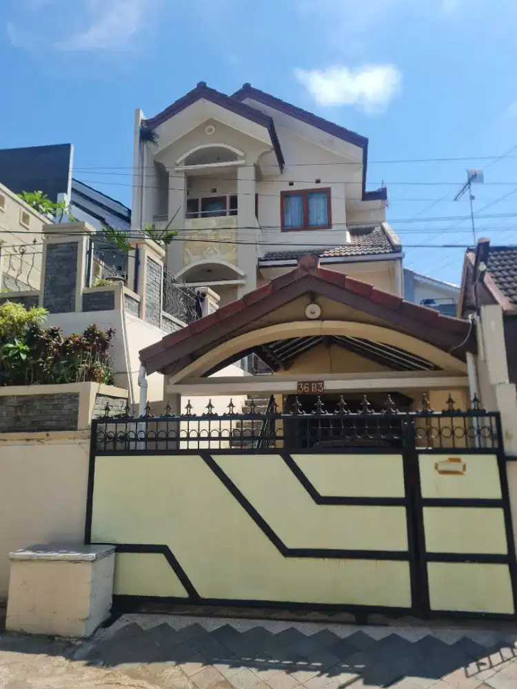 Disewakan Rumah 2 Lantai Furnished di Setiabudi Regency Bandung