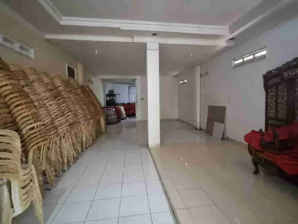 Dijual Rumah Usaha Gudang Karangpilang Mastrip Kebraon Surabaya