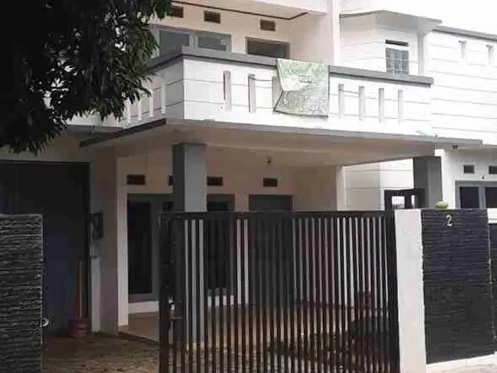 Dijual rumah 2 lantai di Pondok Kelapa Jakarta Timur