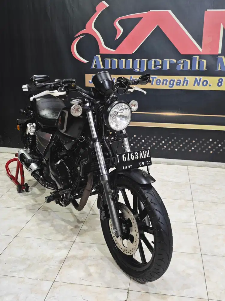 Benelli Evo 200 th. 2022 km.15rb retro keren.Anugerah motor rungkut