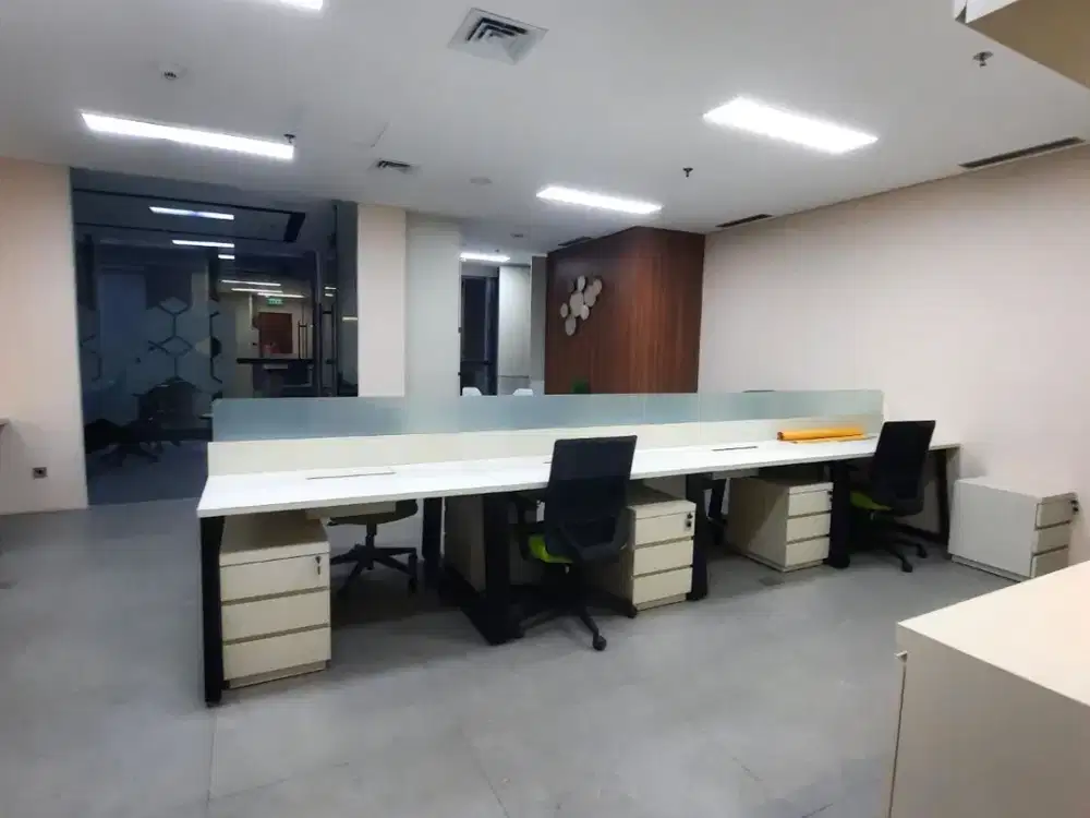 Disewakan Office Space  (Oper Sewa) di SCBD - Astha Treasury Tower, 141m2, Full Furnished.