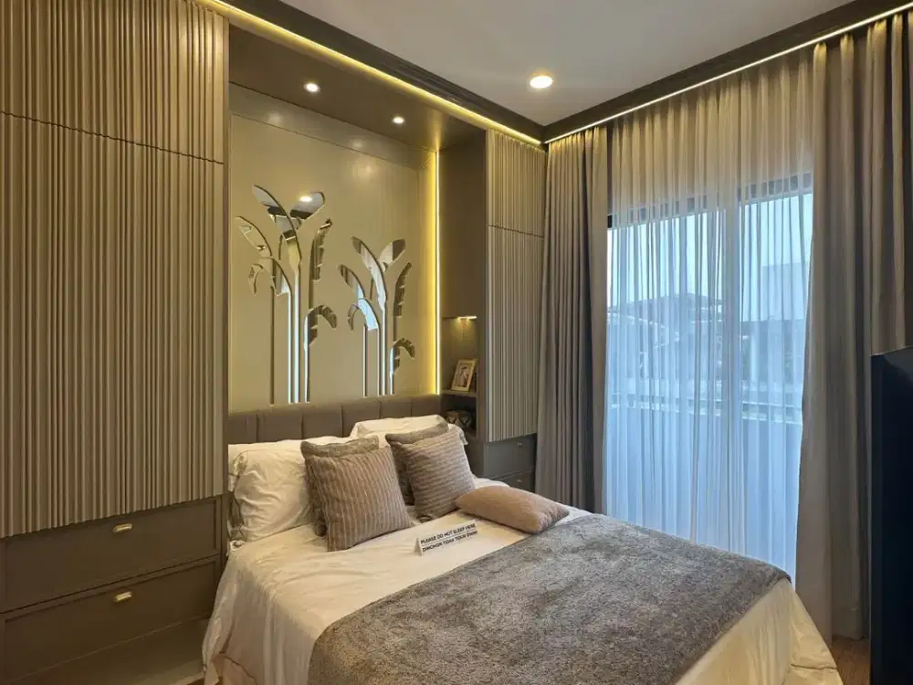 GAK MASUK AKAL! RUMAH DEVELOPER TERNAMA CUMA 800 JT-AN DI KOTA MANDIRI!