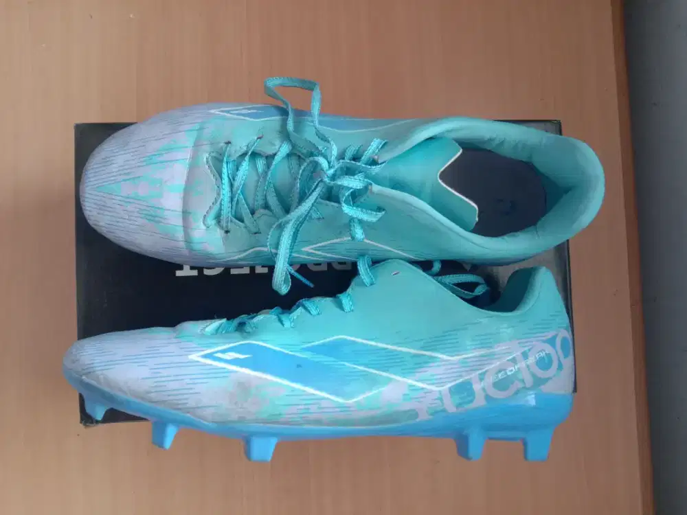 Jual Sepatu Bola Mills Speedfreak 9306003