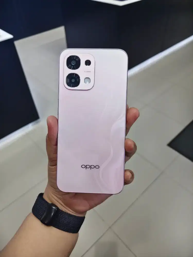 OPPO A6 PRO CICILAN CUKUP KTP ASLI AJA CICILAN MULAK 15 RIBU PERHARI