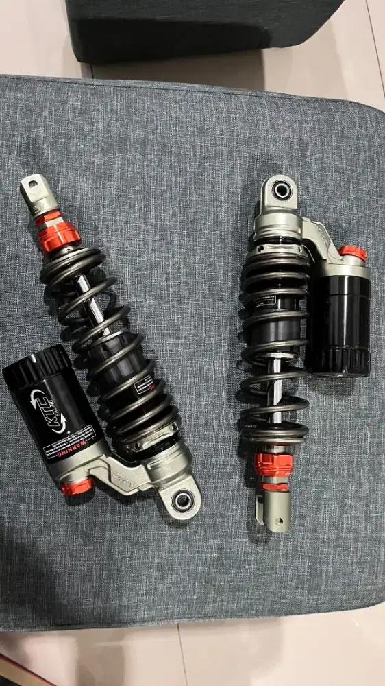 Shockbreaker NMAX KTC Extreme 305mm Seperti Baru