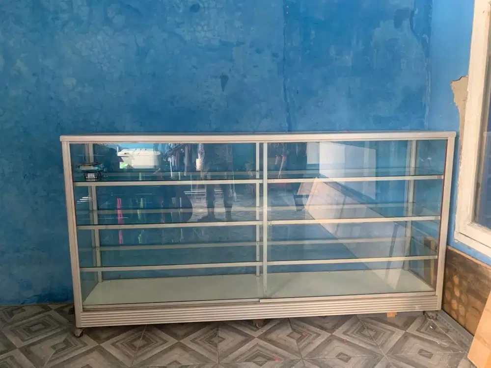 Jual etalase bekas warung