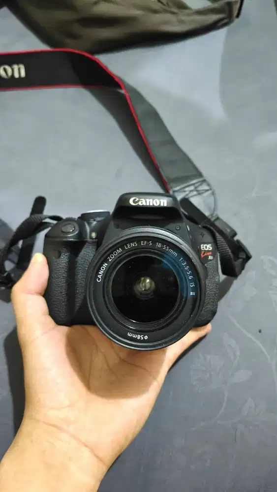 Dijual kamera canon 600d / kiss x5