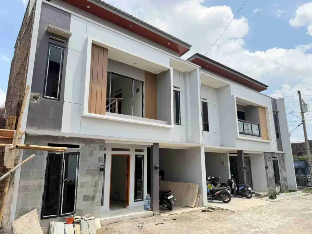 Rumah Modern 2 Lt Seharga 1 Lt Dekat Goro Assalam dan UMS di Skh