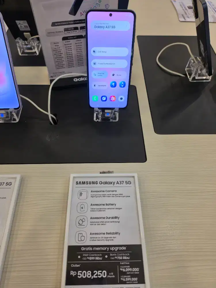 Samsung galaxy A37 free buds core