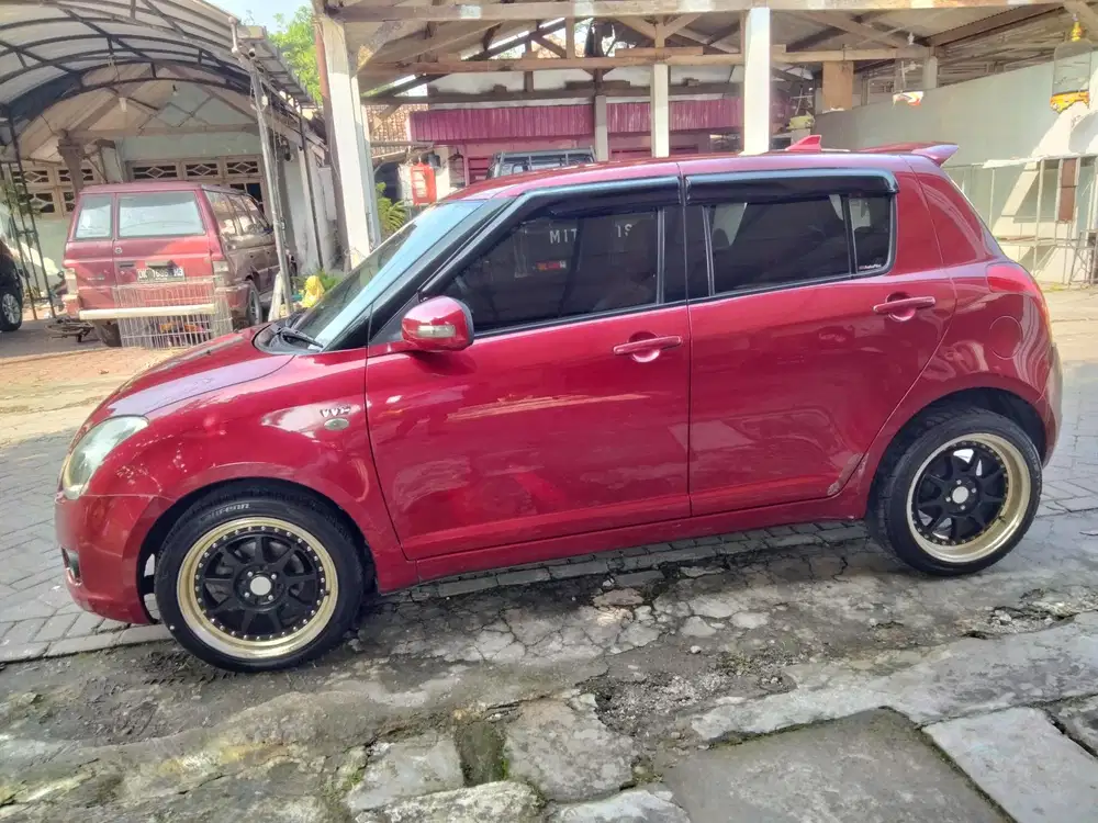 Suzuki Swift 2008 Bensin