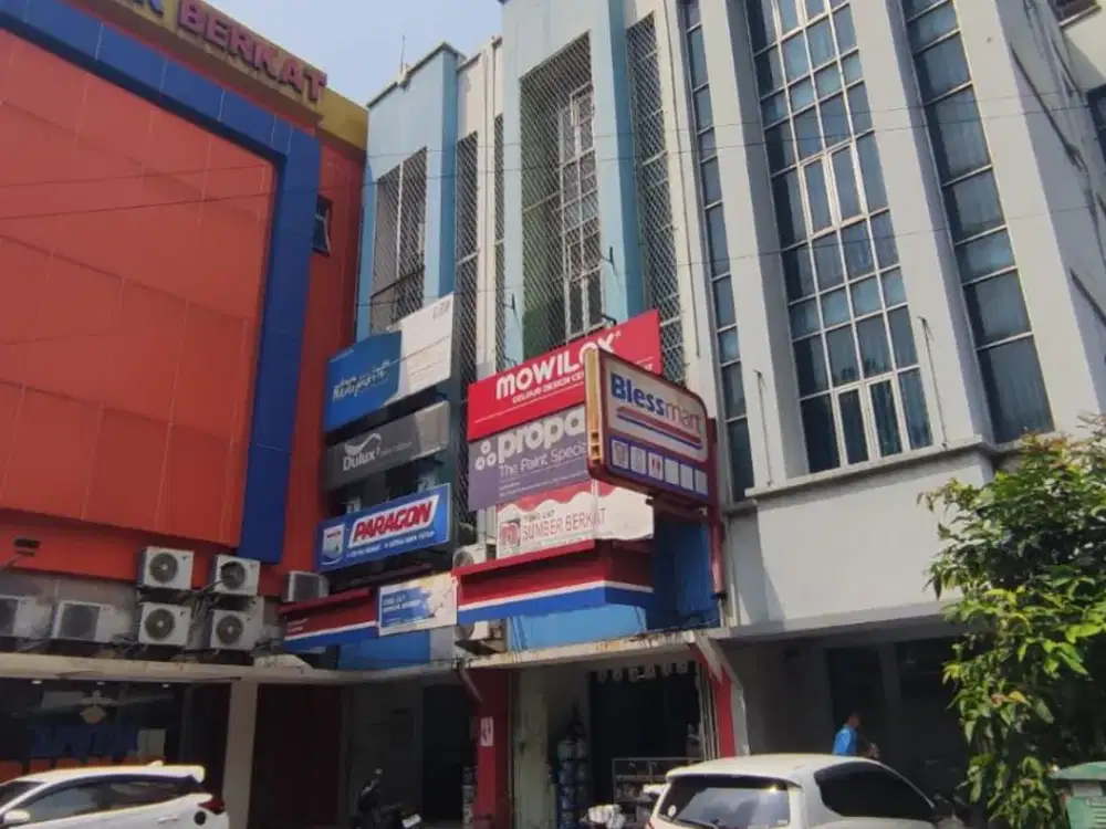 Ruko Gandeng 2 Unit, 4,5 Lantai Lokasi Modernland Tangerang