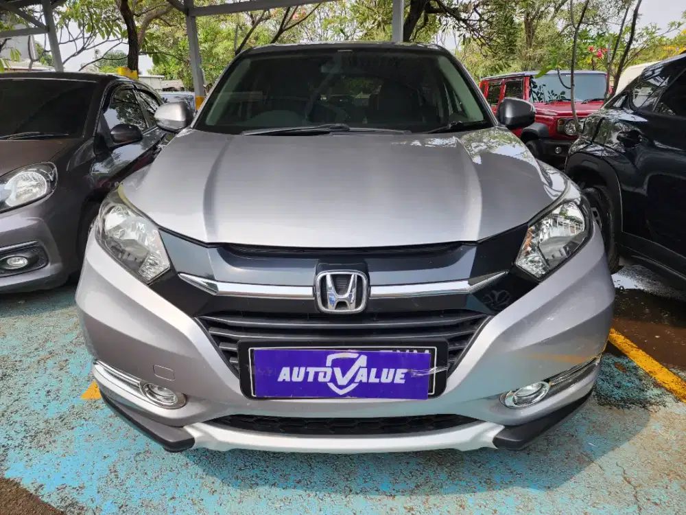 Honda Hrv S CVT 2016 Silver Metalik Low Kilometer 58 rban Istimewa
