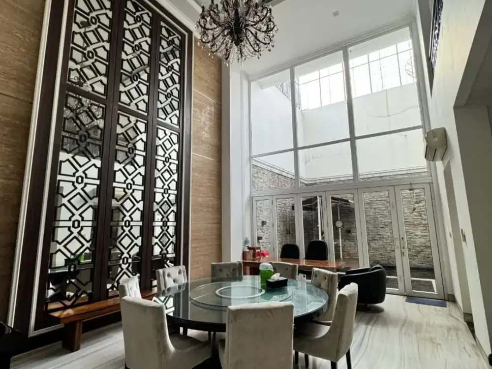 Dijual Rumah 3 Lantai Layar Permai Pantai Indah Kapuk Fullfurnished