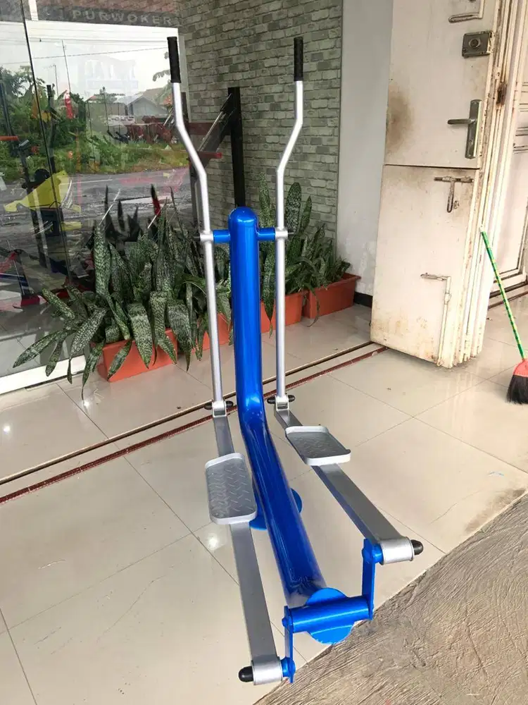 Alat fitness outdoor elliptical machine-alat gym taman outdoor