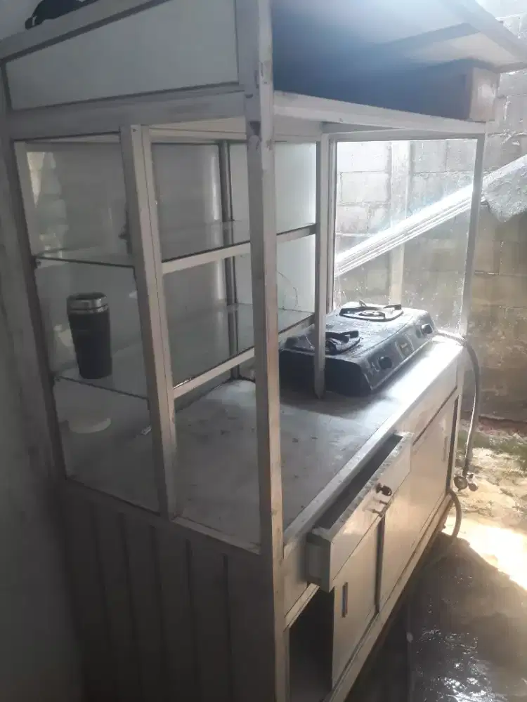 ETALASE KACA serba guna