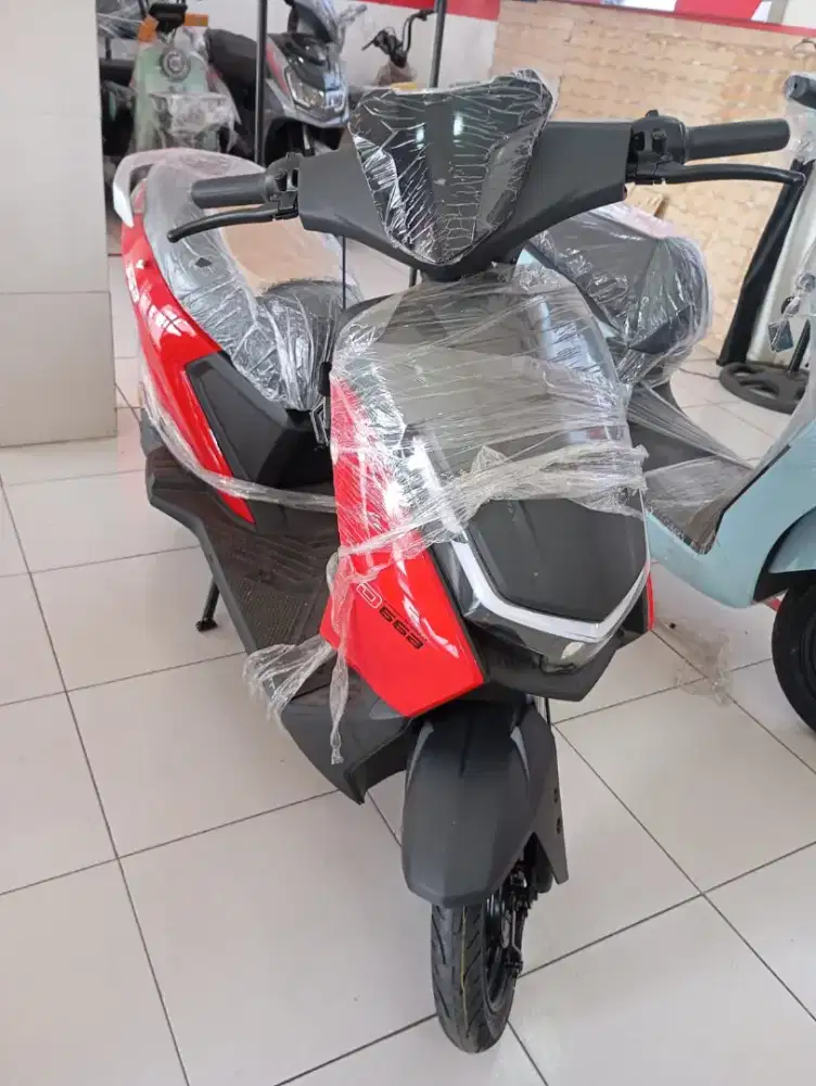 SEPEDA LISTRIK UWINFLY TYPE D66B