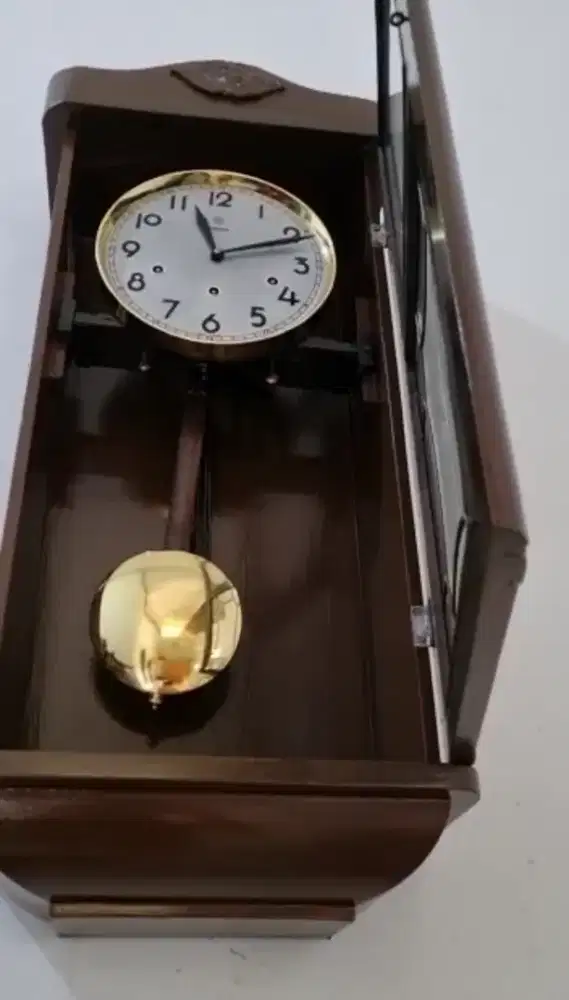 Jam jung han lubang 5