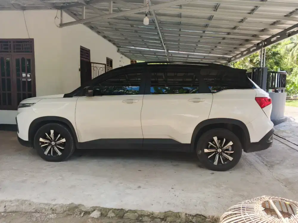 Wuling almaz RS turbo 7 sitter putih 2021 matic
