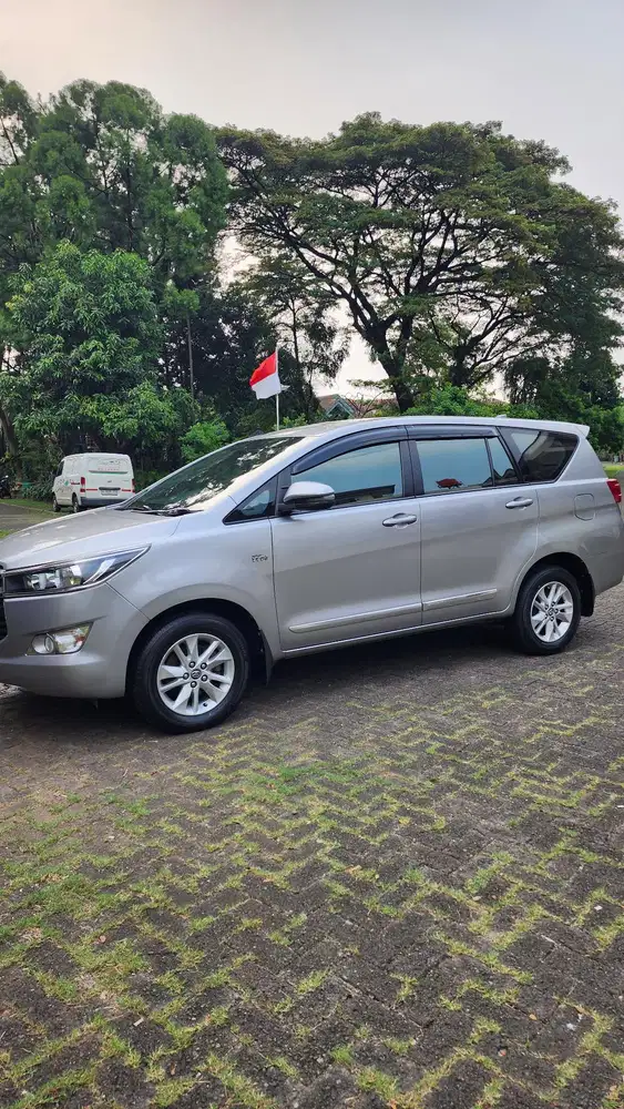 Toyota Kijang Innova 2018 Bensin