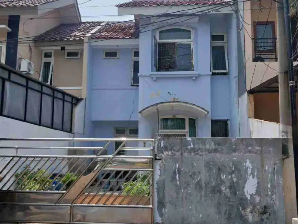 Dijual Rumah Taman Surya