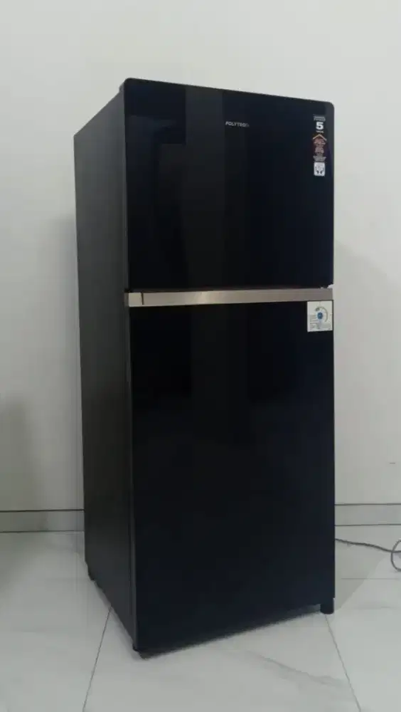 Kulkas 2 Pintu Polytron 220 Liter garansi murah bandung