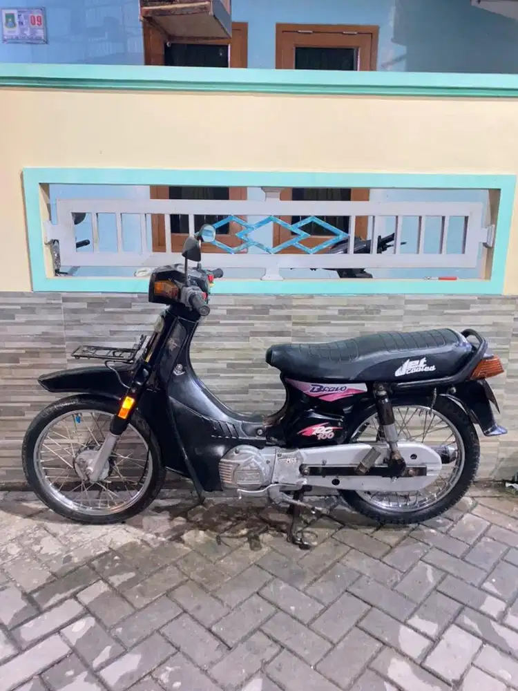 SUZUKI RC100 BRAVO ORIGINAL CAT