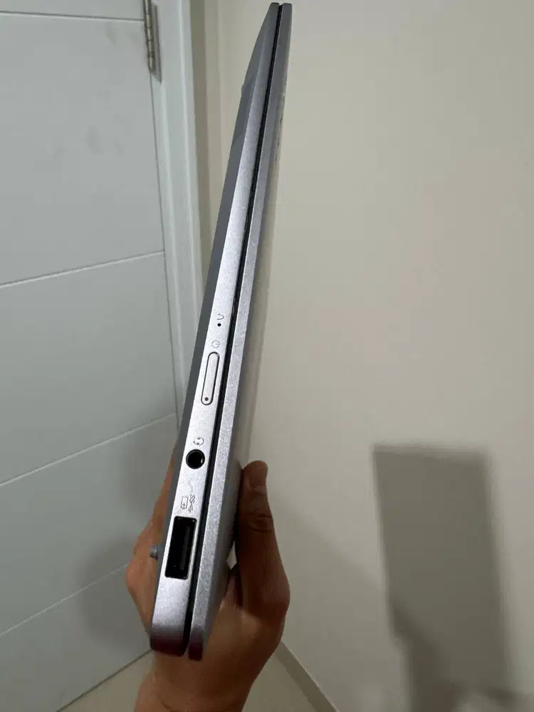 Lenovo Yoga Slim 6 - 0BID ( Ex Demo Display Mulus 100% )