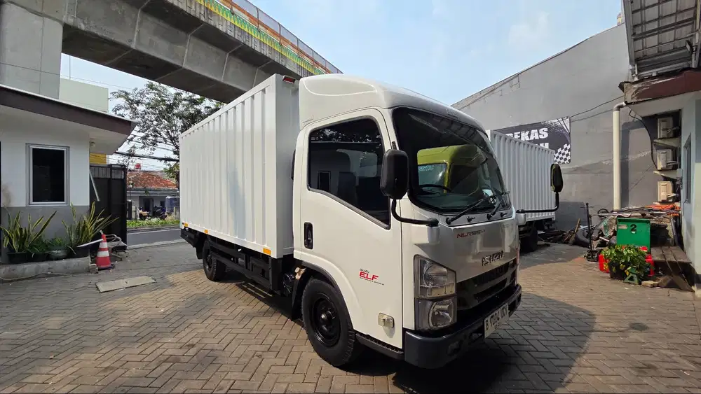 Isuzu Elf NLR 55 TLX Long 100PS 4R Pwr Str + Box Besi - 2021 - terawat