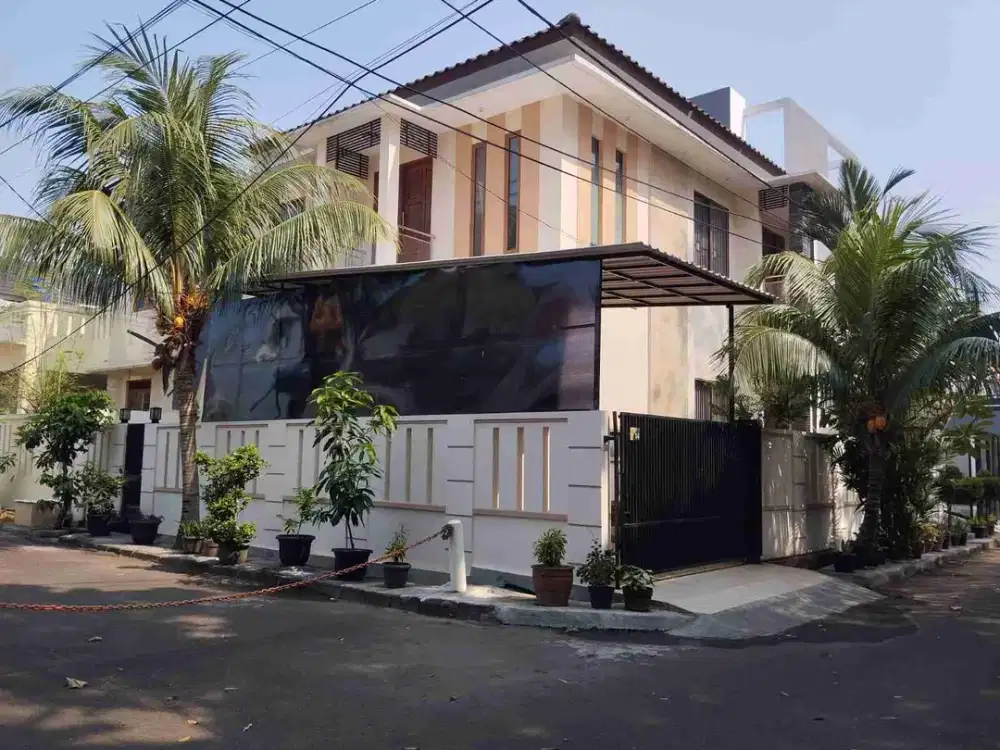 Dijual Rumah Villa Melati Mas Hoek hadap Timur Selatan dekat BSD City
