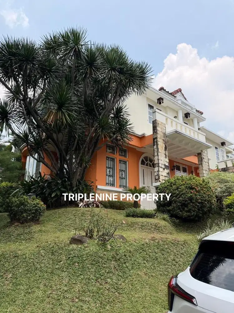 Di jual rumah siap huni rapi di posisi hook di legenda wisata